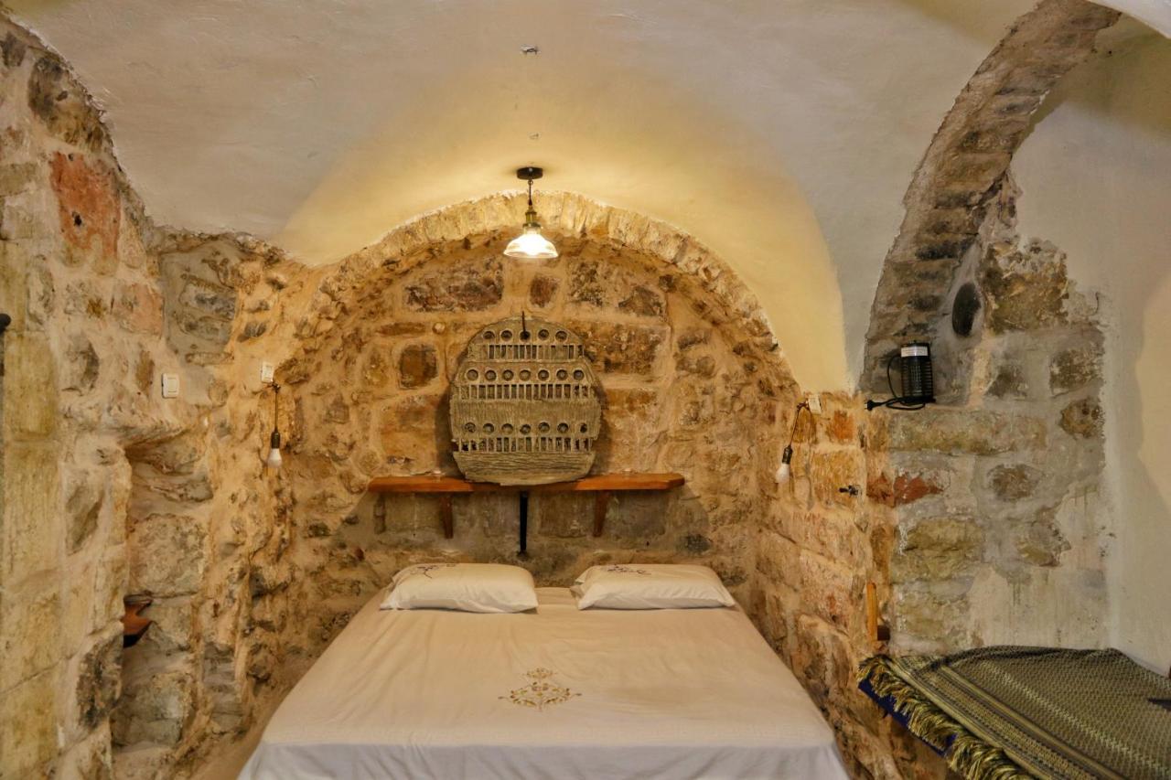 Sweet 'En Kerem View Bed & Breakfast Jerusalem Ngoại thất bức ảnh