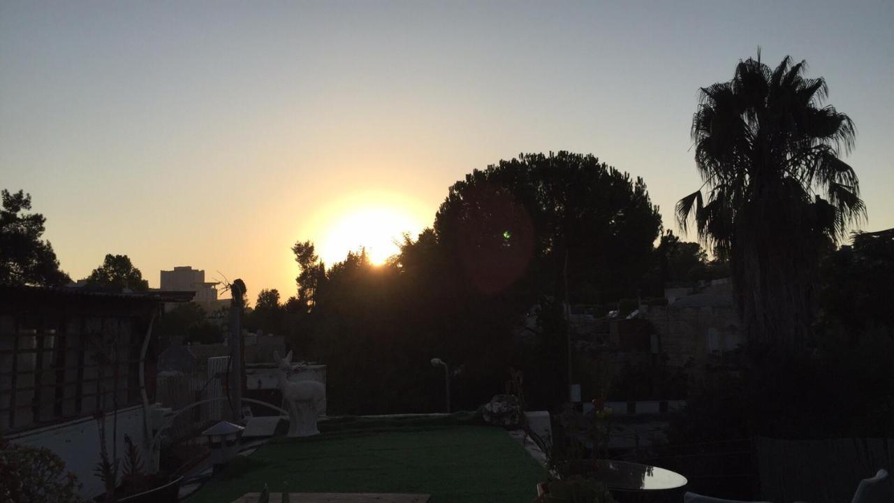 Sweet 'En Kerem View Bed & Breakfast Jerusalem Ngoại thất bức ảnh